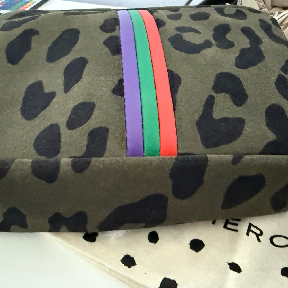 Clare V Midi Sac Army Pablo Cat Suede w/Mini Stripes - BNWT and dust bag. - Picture 4 of 10